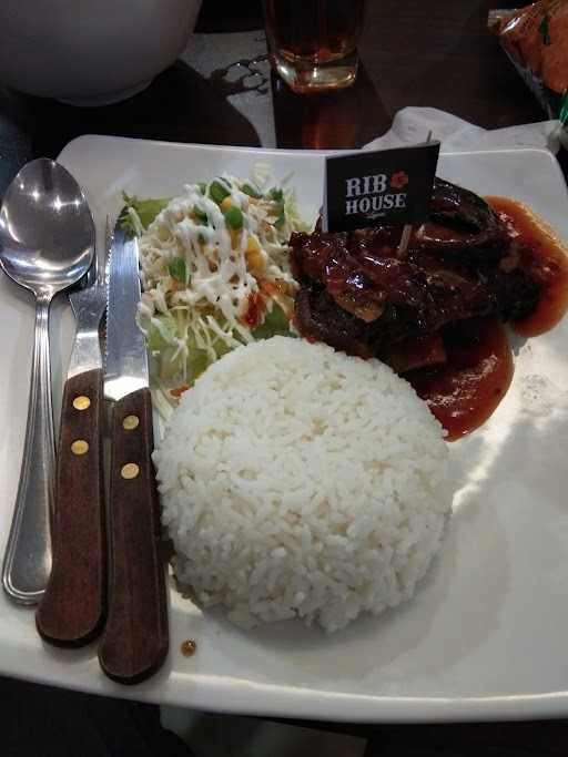 Rib House Grage City Mall 6