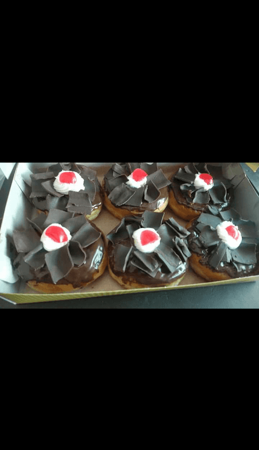 Donat Negla 9