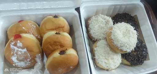 Donat Negla 4