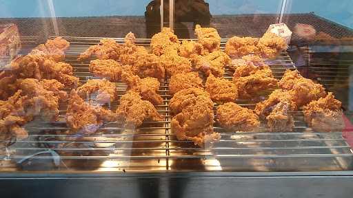 Astina Superior Fried Chicken Pamagersari 1