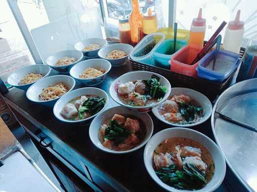 Mie Baso Esso 2 7