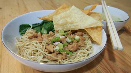 Mie Ayam Dan Bakso Pak Yanto 2