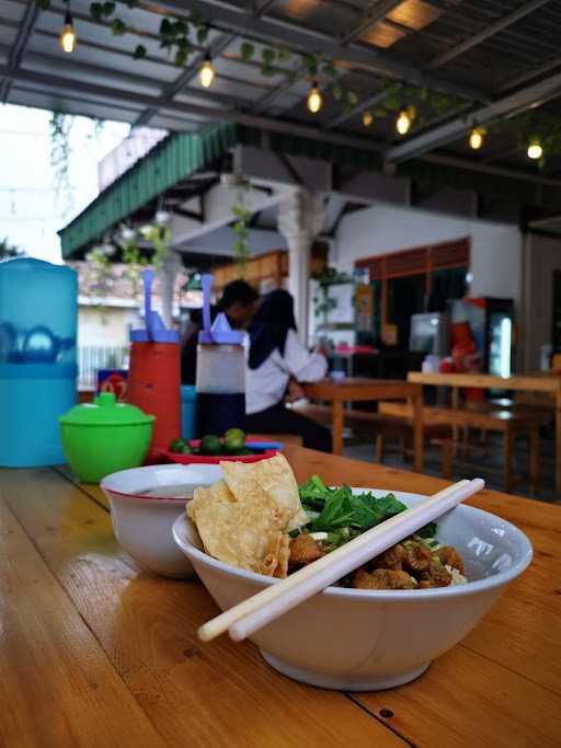 Bakso Judes Makrayu 4