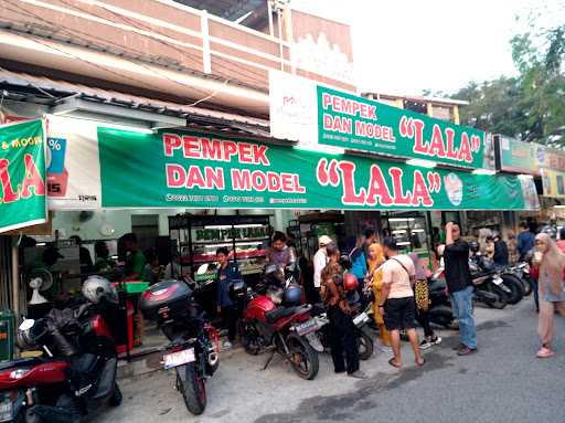 Pempek Lala 1