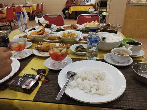 Hikmah Fajar Rumah Makan 8