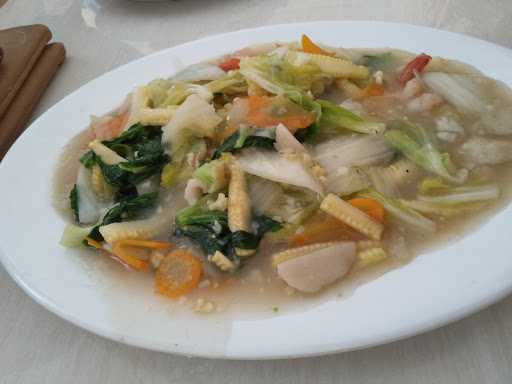 Bola Seafood Palembang 8