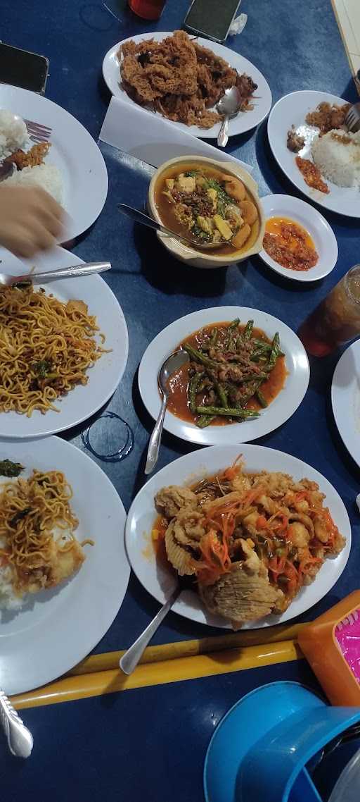 Dempo 99 Chinese Food & Seafood 1
