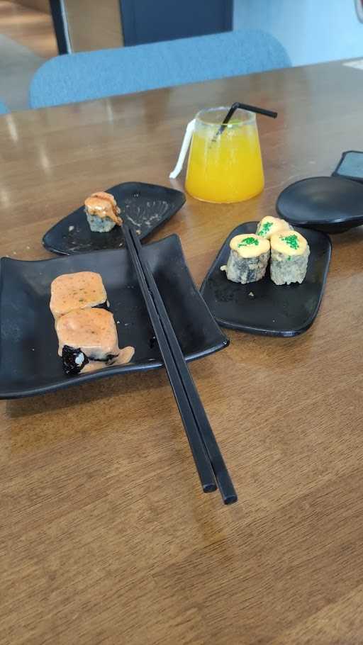 Koii Ramen & Sushi 4
