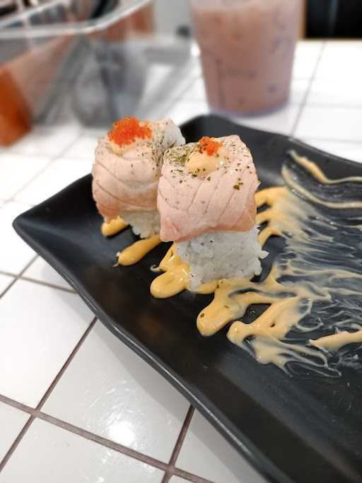 Koii Ramen & Sushi 7