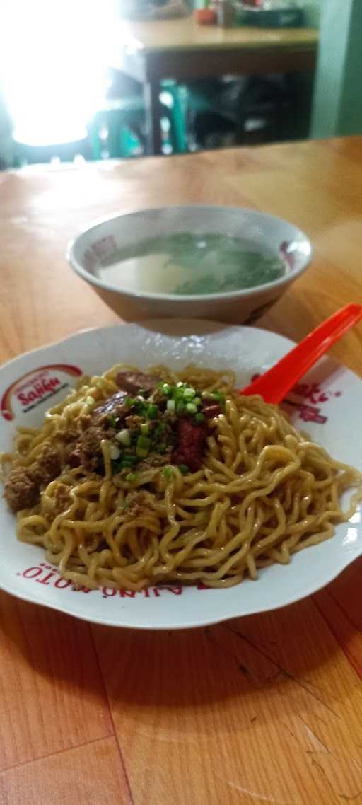 Mie Aki 4