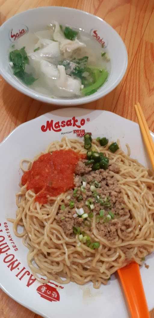 Mie Aki 5