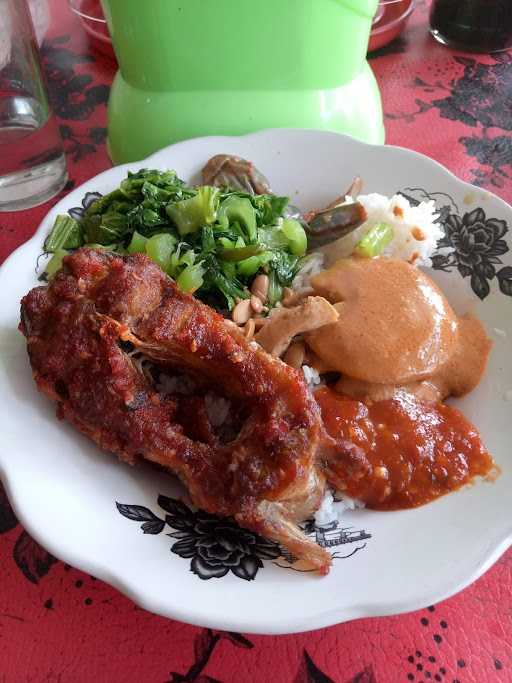 Warung Nasi Eka 4