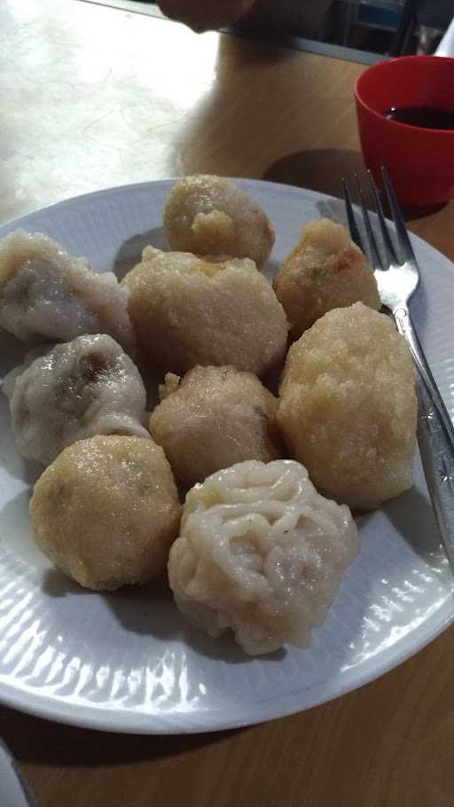 Warung Pempek Ujuk 8