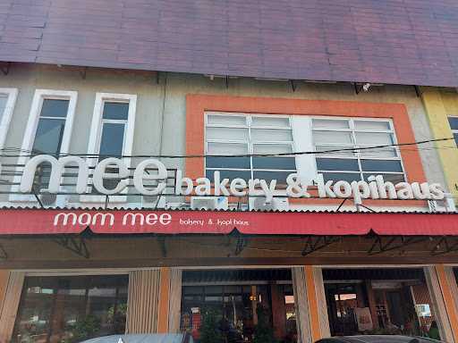 Mammee Bakery & Kopihaus 1