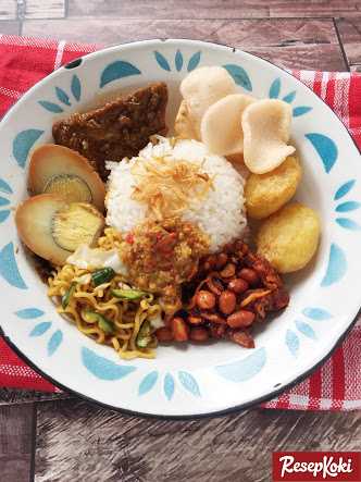 Nasi Uduk Mak Innik 1