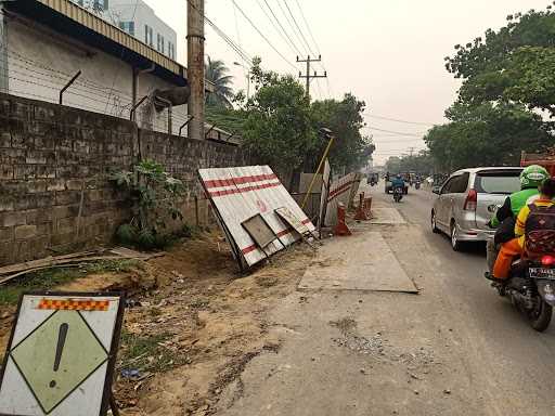 Rumah Makan Dua Saudara 5