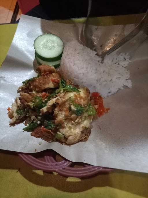 Dawung Ayam Geprek Dan Penyetan 3