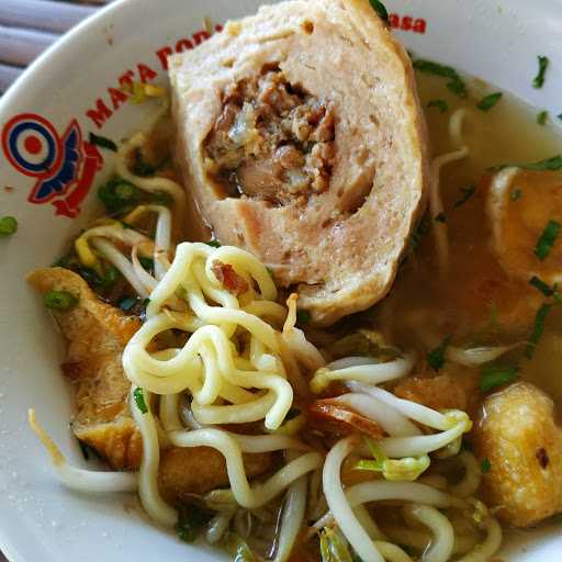 Bakso Tumpeng (Lesehan Mbanyumili) 5