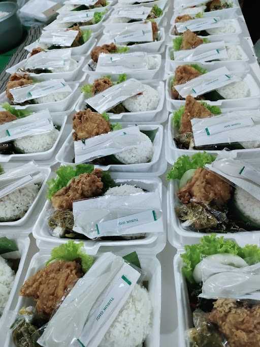 Lesehan Pecel Lele 7