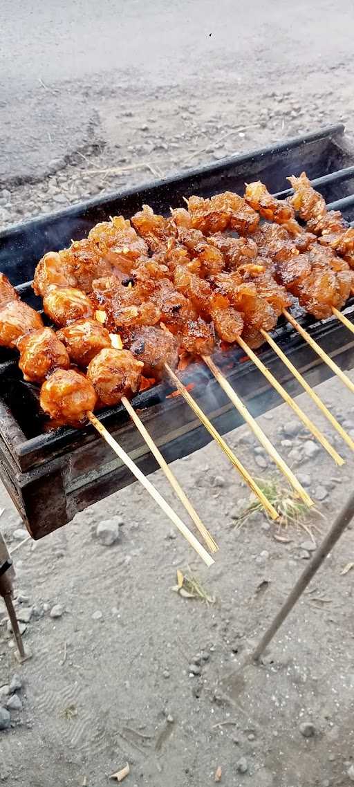 Sate Kronyos Dan Bakso Bakar Sriharjo 4