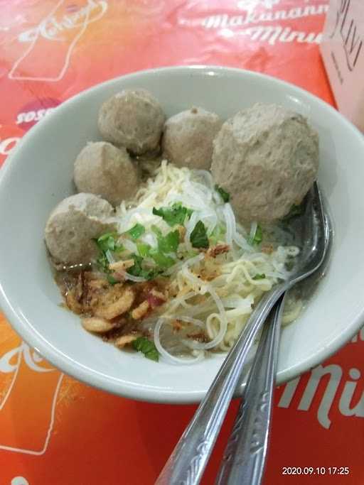 Baso Solo Pengkolan 4