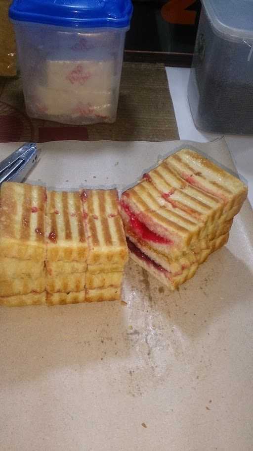 Roti Bakar Sari Edo Group 3