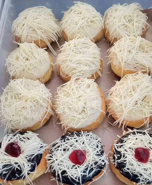 Donat N2 # Nenden Nur Latifah# 10