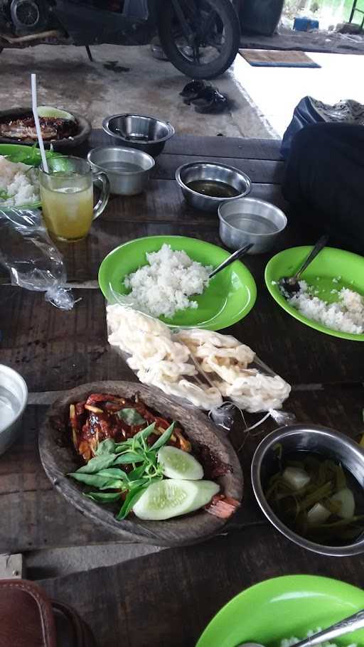 Ikan Bakar Asap Wahyu 2