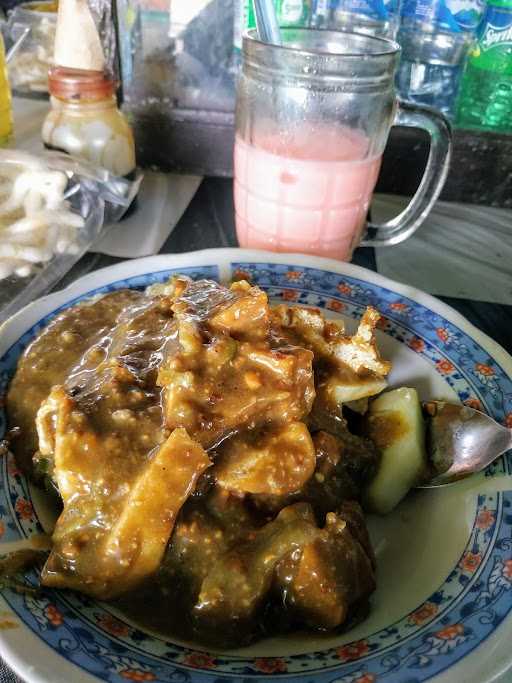 Warung Rujak Bu Kosidah 6