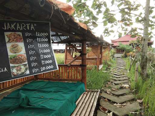 Kafe Sawah Dewi Sri 4