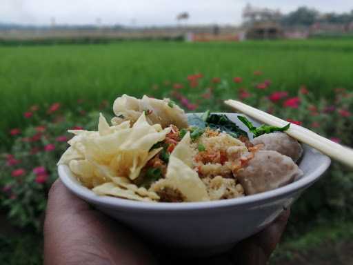 Cwie Mie Dan Mie Ayam Juara 3