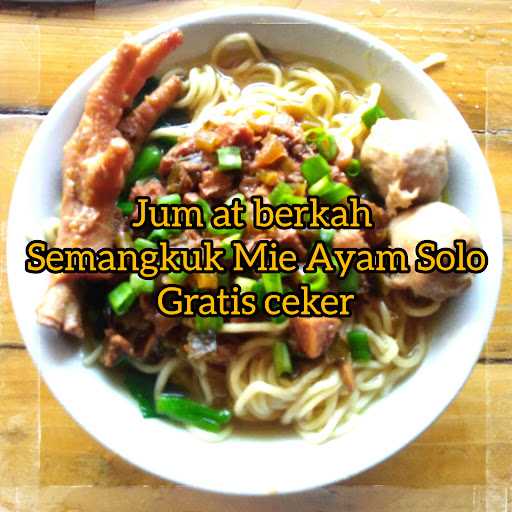 Semangkuk Mie Ayam & Bakso Solo 3