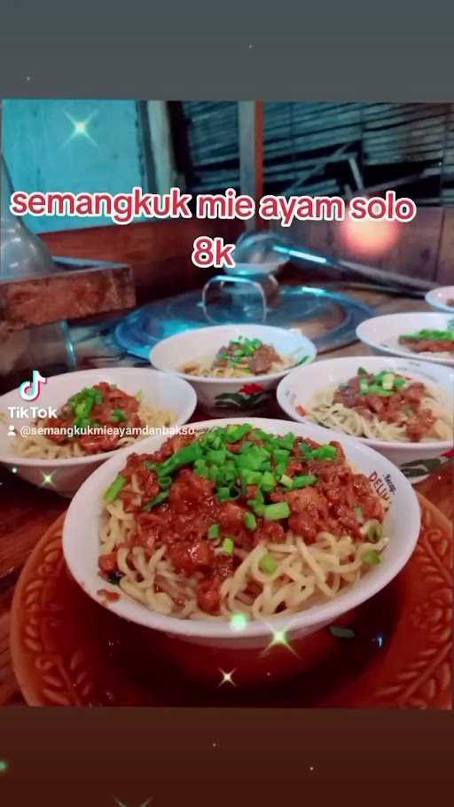 Semangkuk Mie Ayam & Bakso Solo 10