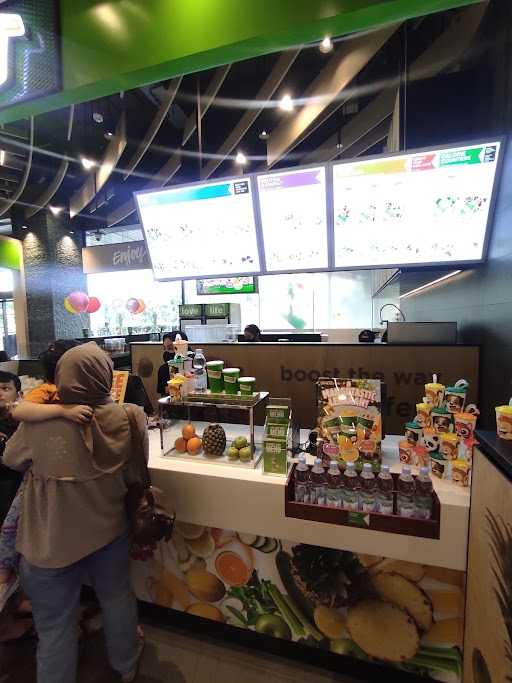 Boost Juice - Æon Mall Tanjung Barat 10