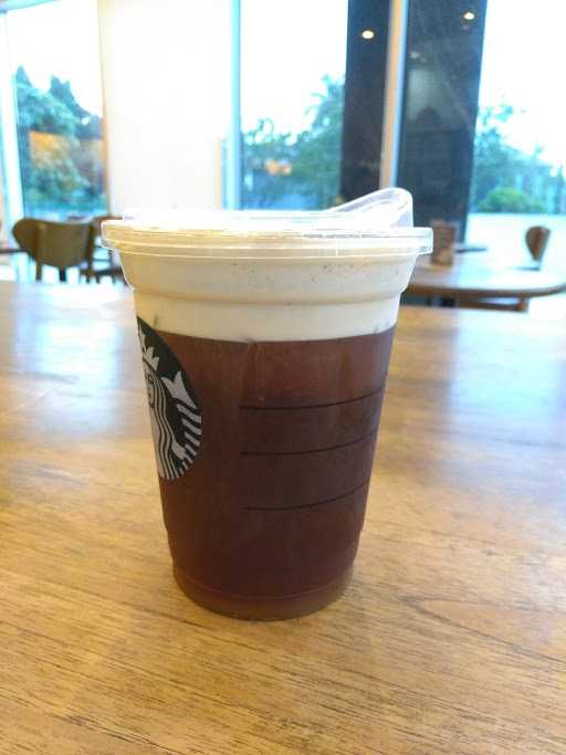 Starbucks - Jagakarsa 6