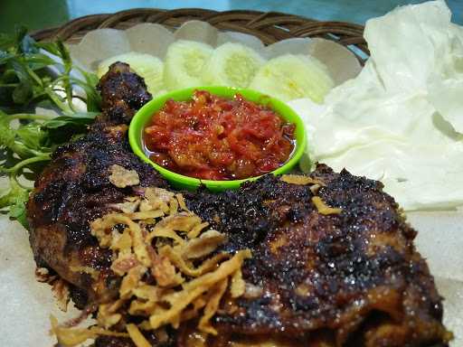 Ayam & Bebek Empuk Desa Putra 6