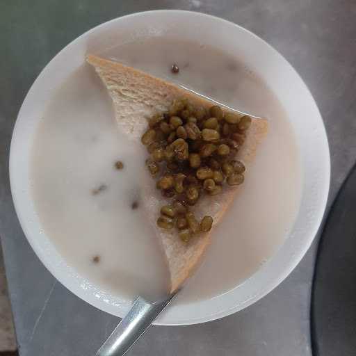 Bubur Kacang Ijo Dan Bubur Ayam Cak Yunus Madura 1