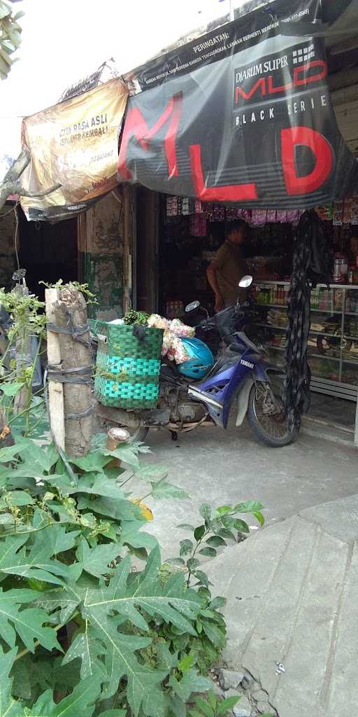 Warung Makan Putri Cinta 1