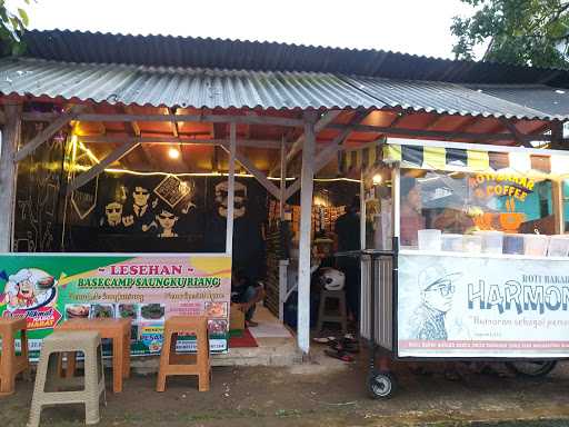 Kedai Saungkuriang 4