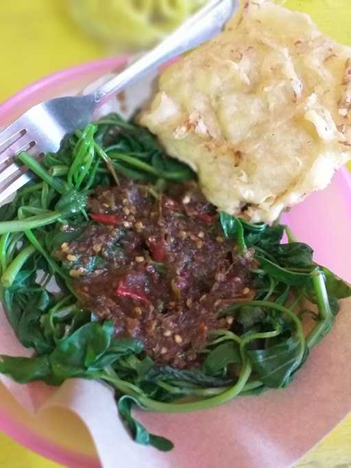 Rujak Kangkung Dadakan Dan Sop Tutut 4