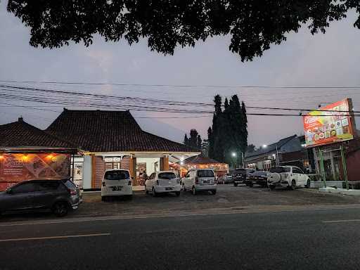 Asokha Resto Kuningan 9