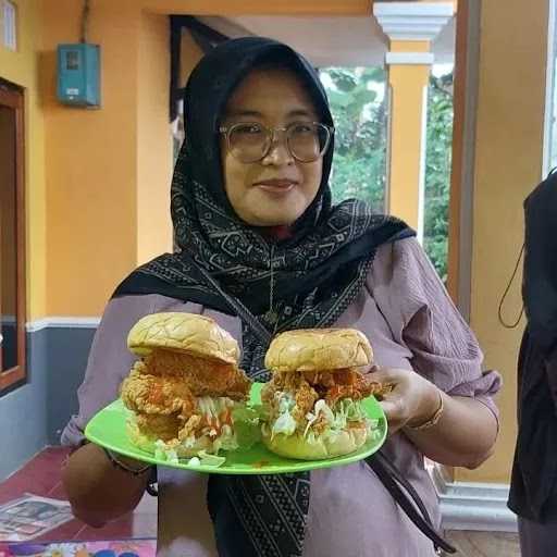 Fahira Fried Chicken 3