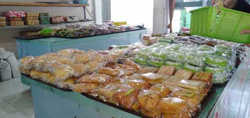 Depot Kue Ibu Khotimah 6