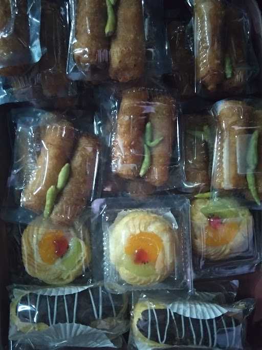 Kedai Aneka Kue Basah Menanggal Surabaya 6