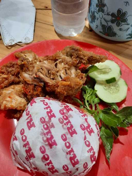 Crispy Jozz Fried Chicken Kebonsari 5