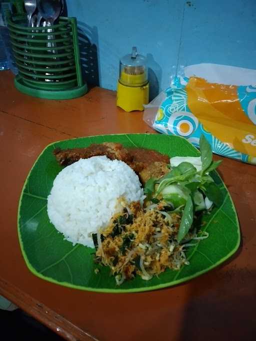 Warung Lesehan Mbak Endang 1