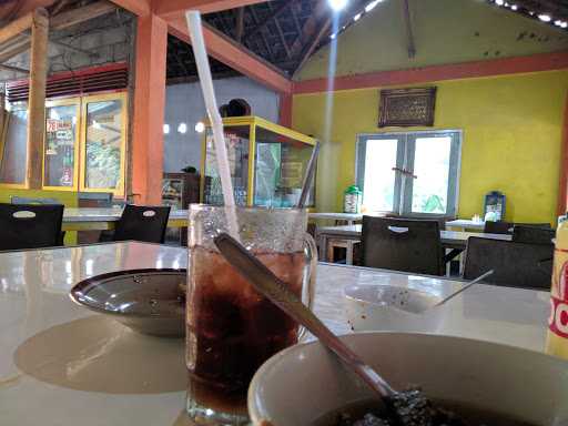 Warung Makan Tjem Awis Sop Iga 3