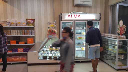 Alma Cake & Bakery 4