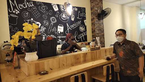 Beta Coffee & Eatery 9