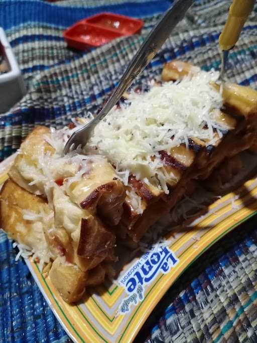 Roti Bakar Abo 9